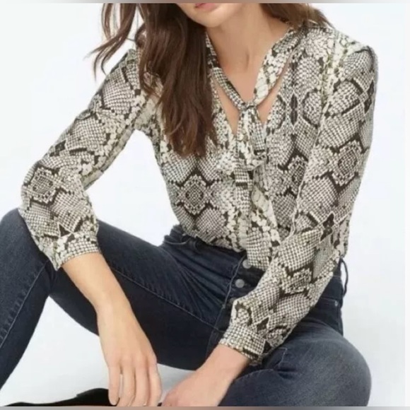 J. Crew Drapery Tie-Neck Snakeskin Print Blouse Size 12 - Picture 3 of 11
